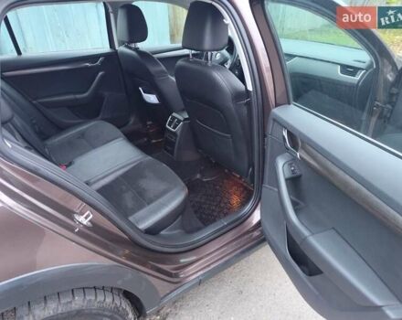 Коричневий Шкода Octavia Scout, об'ємом двигуна 1.97 л та пробігом 281 тис. км за 13200 $, фото 9 на Automoto.ua