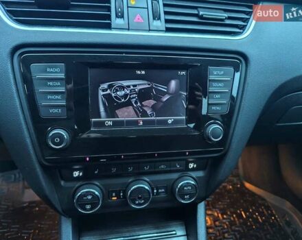 Коричневий Шкода Octavia Scout, об'ємом двигуна 1.97 л та пробігом 281 тис. км за 13200 $, фото 5 на Automoto.ua