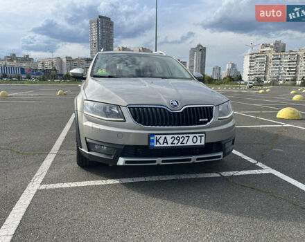 Коричневий Шкода Octavia Scout, об'ємом двигуна 2 л та пробігом 277 тис. км за 14500 $, фото 2 на Automoto.ua