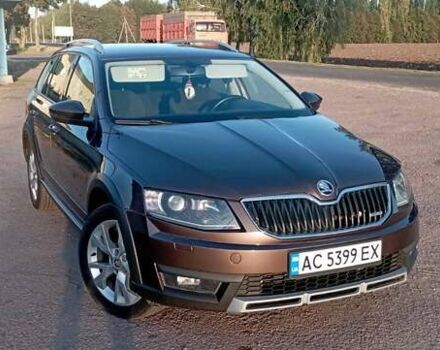 Коричневый Шкода Октавия Скаут, объемом двигателя 2 л и пробегом 257 тыс. км за 15900 $, фото 21 на Automoto.ua