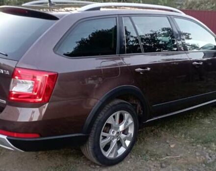 Коричневый Шкода Октавия Скаут, объемом двигателя 2 л и пробегом 257 тыс. км за 15900 $, фото 8 на Automoto.ua