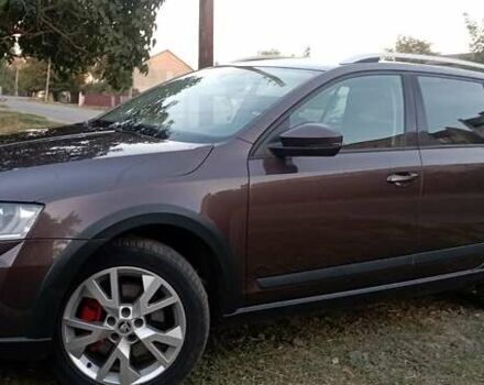 Коричневый Шкода Октавия Скаут, объемом двигателя 2 л и пробегом 257 тыс. км за 15900 $, фото 12 на Automoto.ua