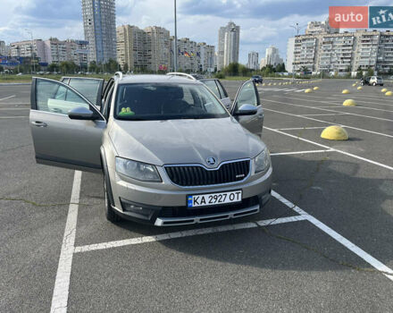 Коричневий Шкода Octavia Scout, об'ємом двигуна 2 л та пробігом 277 тис. км за 14500 $, фото 9 на Automoto.ua