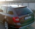 Коричневый Шкода Октавия Скаут, объемом двигателя 2 л и пробегом 257 тыс. км за 15900 $, фото 33 на Automoto.ua