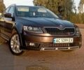 Коричневый Шкода Октавия Скаут, объемом двигателя 0 л и пробегом 240 тыс. км за 16000 $, фото 7 на Automoto.ua