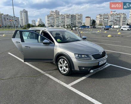 Коричневий Шкода Octavia Scout, об'ємом двигуна 2 л та пробігом 277 тис. км за 14500 $, фото 10 на Automoto.ua