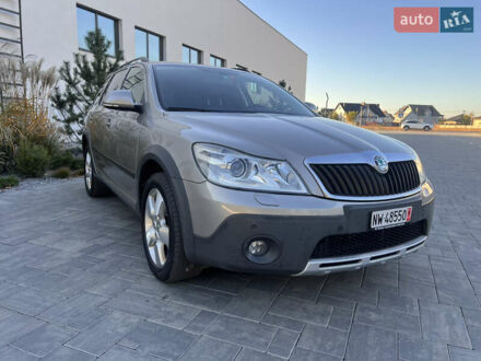 Шкода Octavia Scout 2012 у Луцьку на Automoto.ua Коричневий Шкода Octavia Scout, об'ємом двигуна 1.8 л та пробігом 189 тис. км за 8500 $, фото 1 на Automoto.ua