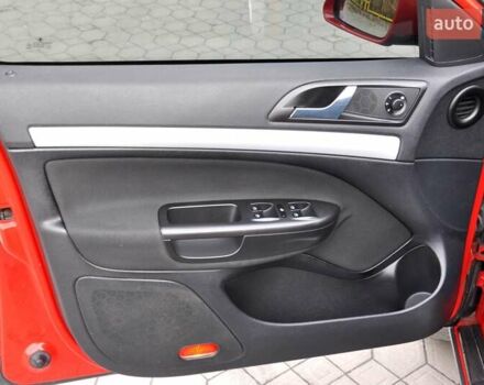 Червоний Шкода Octavia Scout, об'ємом двигуна 2 л та пробігом 269 тис. км за 6700 $, фото 15 на Automoto.ua