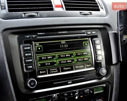 Червоний Шкода Octavia Scout, об'ємом двигуна 2 л та пробігом 269 тис. км за 6700 $, фото 31 на Automoto.ua