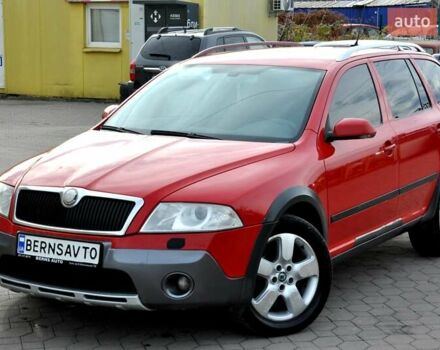 Красный Шкода Октавия Скаут, объемом двигателя 2 л и пробегом 269 тыс. км за 6700 $, фото 1 на Automoto.ua