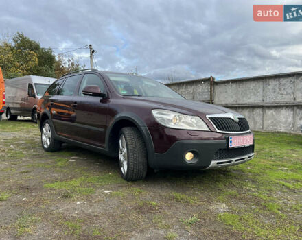 Шкода Октавия Скаут 2009 в Рожище на Automoto.ua Красный Шкода Октавия Скаут, объемом двигателя 1.8 л и пробегом 177 тыс. км за 8799 $, фото 1 на Automoto.ua