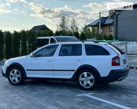 Шкода Octavia Scout, об'ємом двигуна 2 л та пробігом 244 тис. км за 10600 $, фото 3 на Automoto.ua