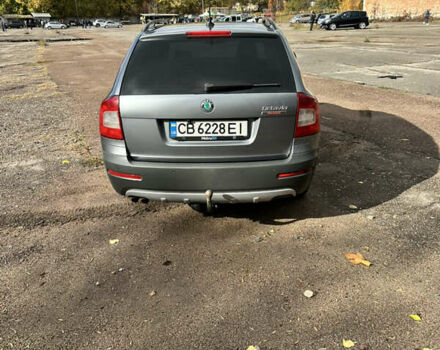 Шкода Октавия Скаут, объемом двигателя 2 л и пробегом 300 тыс. км за 10900 $, фото 3 на Automoto.ua