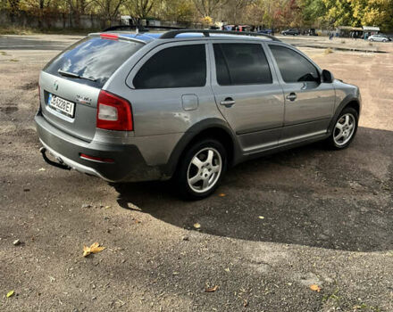 Шкода Октавия Скаут, объемом двигателя 2 л и пробегом 300 тыс. км за 10900 $, фото 4 на Automoto.ua