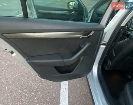 Шкода Октавия Скаут, объемом двигателя 2 л и пробегом 307 тыс. км за 14900 $, фото 44 на Automoto.ua