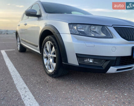 Шкода Октавия Скаут, объемом двигателя 2 л и пробегом 307 тыс. км за 14900 $, фото 24 на Automoto.ua