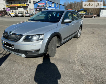 Шкода Octavia Scout, об'ємом двигуна 2 л та пробігом 240 тис. км за 12700 $, фото 3 на Automoto.ua