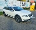 Шкода Октавия Скаут, объемом двигателя 0 л и пробегом 272 тыс. км за 13500 $, фото 4 на Automoto.ua
