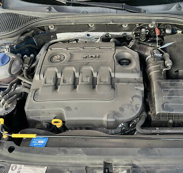 Шкода Октавия Скаут, объемом двигателя 2 л и пробегом 275 тыс. км за 16300 $, фото 7 на Automoto.ua