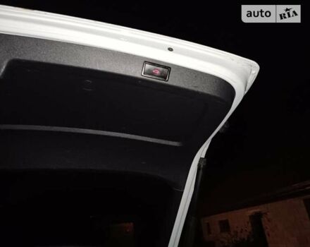 Шкода Октавия Скаут, объемом двигателя 1.97 л и пробегом 173 тыс. км за 21700 $, фото 12 на Automoto.ua