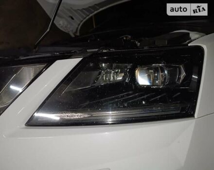 Шкода Октавия Скаут, объемом двигателя 1.97 л и пробегом 173 тыс. км за 21700 $, фото 25 на Automoto.ua