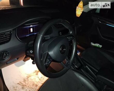 Шкода Октавия Скаут, объемом двигателя 1.97 л и пробегом 173 тыс. км за 21700 $, фото 2 на Automoto.ua