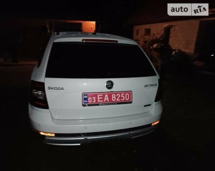 Шкода Октавия Скаут, объемом двигателя 1.97 л и пробегом 173 тыс. км за 21700 $, фото 4 на Automoto.ua