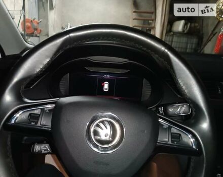 Шкода Октавия Скаут, объемом двигателя 1.97 л и пробегом 173 тыс. км за 21700 $, фото 20 на Automoto.ua