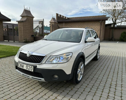 Шкода Octavia Scout, об'ємом двигуна 2 л та пробігом 310 тис. км за 10999 $, фото 1 на Automoto.ua