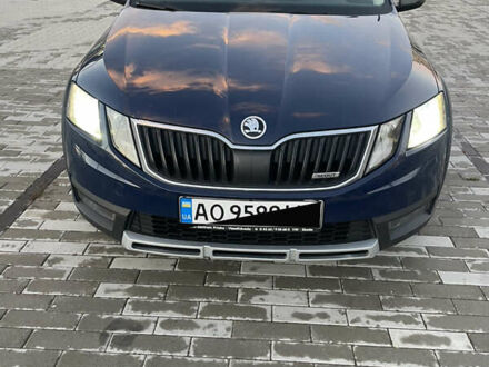 Шкода Октавия Скаут, объемом двигателя 2 л и пробегом 275 тыс. км за 16300 $, фото 1 на Automoto.ua