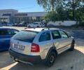 Сірий Шкода Octavia Scout, об'ємом двигуна 2 л та пробігом 220 тис. км за 4662 $, фото 2 на Automoto.ua