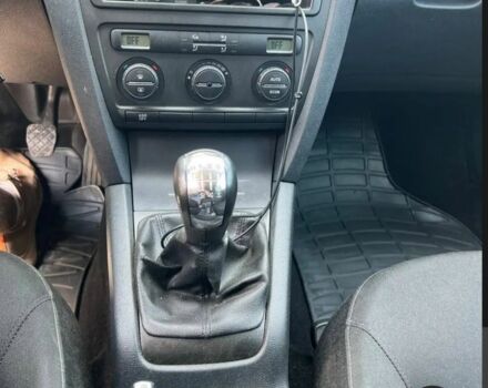 Шкода Октавия Скаут 2006 в Полтаве на Automoto.ua Серый Шкода Октавия Скаут, объемом двигателя 2 л и пробегом 270 тыс. км за 6500 $, фото 3 на Automoto.ua