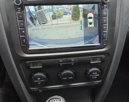 Сірий Шкода Octavia Scout, об'ємом двигуна 2 л та пробігом 319 тис. км за 8200 $, фото 5 на Automoto.ua