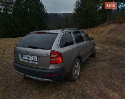 Серый Шкода Октавия Скаут, объемом двигателя 2 л и пробегом 248 тыс. км за 6599 $, фото 4 на Automoto.ua