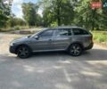 Серый Шкода Октавия Скаут, объемом двигателя 2 л и пробегом 248 тыс. км за 5000 $, фото 2 на Automoto.ua