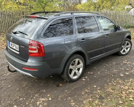 Сірий Шкода Octavia Scout, об'ємом двигуна 2 л та пробігом 281 тис. км за 3500 $, фото 2 на Automoto.ua