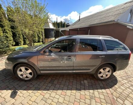 Серый Шкода Октавия Скаут, объемом двигателя 2 л и пробегом 300 тыс. км за 5200 $, фото 6 на Automoto.ua