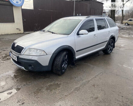 Сірий Шкода Octavia Scout, об'ємом двигуна 2 л та пробігом 400 тис. км за 6500 $, фото 1 на Automoto.ua