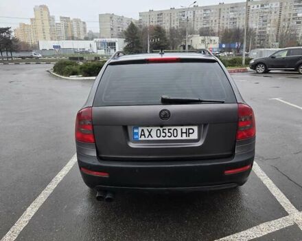 Сірий Шкода Octavia Scout, об'ємом двигуна 2 л та пробігом 319 тис. км за 8200 $, фото 2 на Automoto.ua