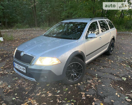 Сірий Шкода Octavia Scout, об'ємом двигуна 2 л та пробігом 287 тис. км за 6900 $, фото 10 на Automoto.ua