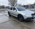 Сірий Шкода Octavia Scout, об'ємом двигуна 2 л та пробігом 400 тис. км за 6500 $, фото 10 на Automoto.ua