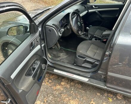Сірий Шкода Octavia Scout, об'ємом двигуна 2 л та пробігом 281 тис. км за 3500 $, фото 6 на Automoto.ua