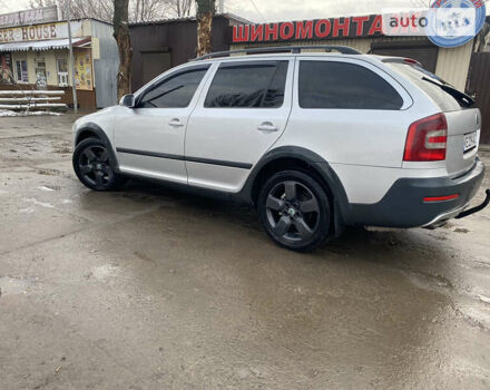 Сірий Шкода Octavia Scout, об'ємом двигуна 2 л та пробігом 400 тис. км за 6500 $, фото 6 на Automoto.ua