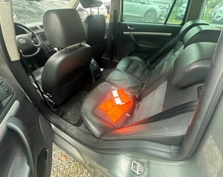 Серый Шкода Октавия Скаут, объемом двигателя 2 л и пробегом 297 тыс. км за 3800 $, фото 4 на Automoto.ua