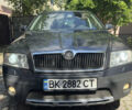 Сірий Шкода Octavia Scout, об'ємом двигуна 1.97 л та пробігом 420 тис. км за 6000 $, фото 1 на Automoto.ua