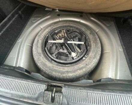 Серый Шкода Октавия Скаут, объемом двигателя 2 л и пробегом 297 тыс. км за 3800 $, фото 6 на Automoto.ua