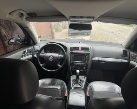 Сірий Шкода Octavia Scout, об'ємом двигуна 2 л та пробігом 283 тис. км за 8100 $, фото 4 на Automoto.ua