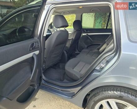 Серый Шкода Октавия Скаут, объемом двигателя 2 л и пробегом 213 тыс. км за 6200 $, фото 26 на Automoto.ua