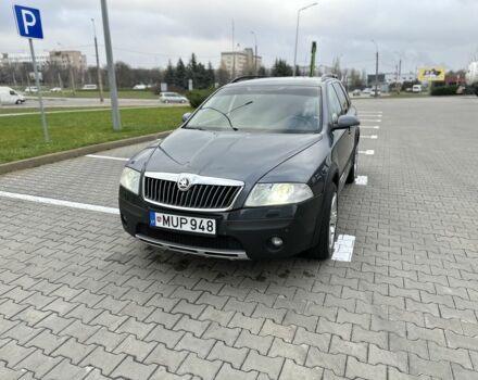 Сірий Шкода Octavia Scout, об'ємом двигуна 2 л та пробігом 285 тис. км за 4200 $, фото 9 на Automoto.ua