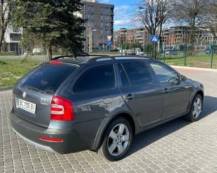 Сірий Шкода Octavia Scout, об'ємом двигуна 0 л та пробігом 140 тис. км за 7950 $, фото 9 на Automoto.ua